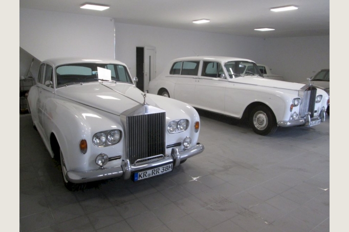 Rolls Royce Phantom V als Hochzeitsautomieten