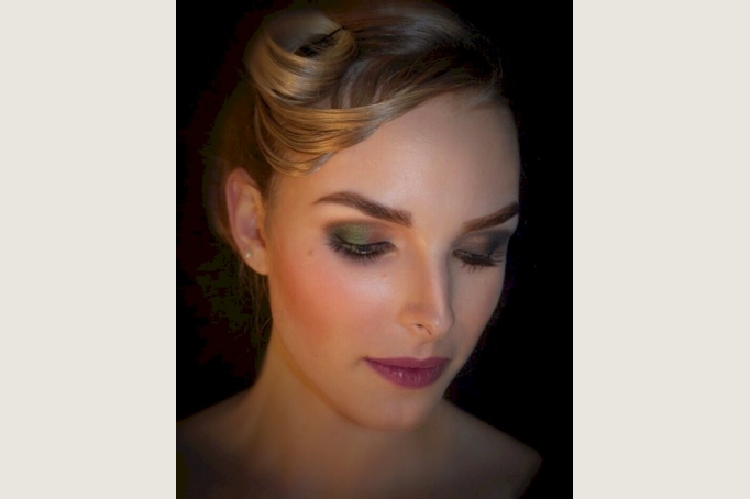 Mobile Stylistin & Visagistin aus Wuppertal ꟾ Makeup- Affair – Ihre Visagistin, Hair & Makeup Artist